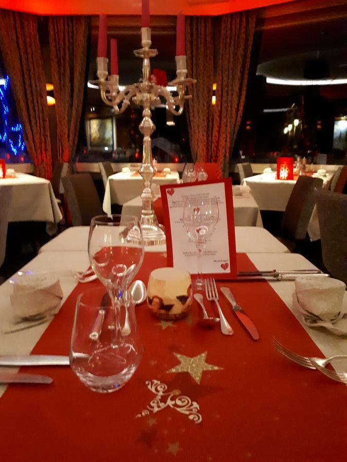 Aiguille Du Midi - Hotel & Restaurant Chamonix Esterno foto