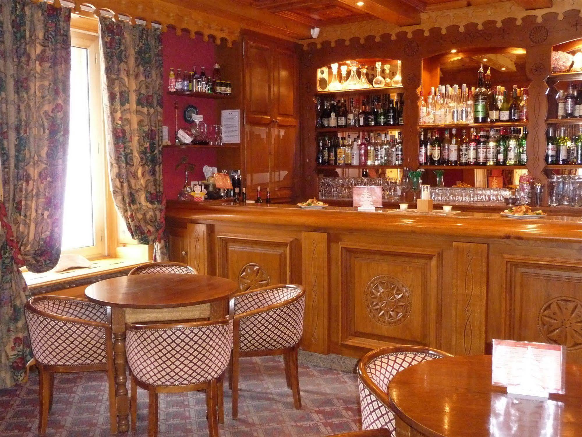 Aiguille Du Midi - Hotel & Restaurant Chamonix Esterno foto